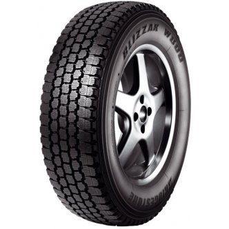 Bridgestone W800 téligumi