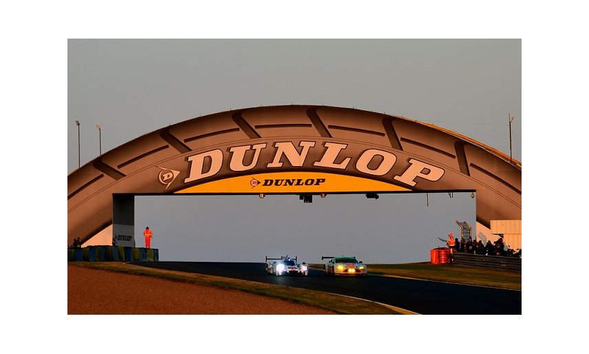 Dunlop Tire