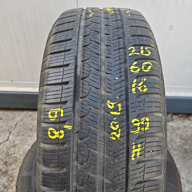 Apollo ALNAC 4G ALL SEASON 215/60 R16