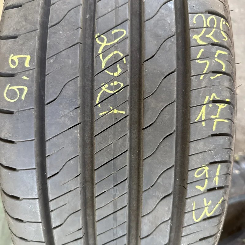 Goodyear Efficientgrip Performance 2 225/45 R17